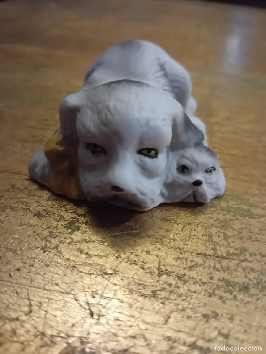 Antig&uuml;edades: Perra con perrito de biscuit siglo XX - Foto 2