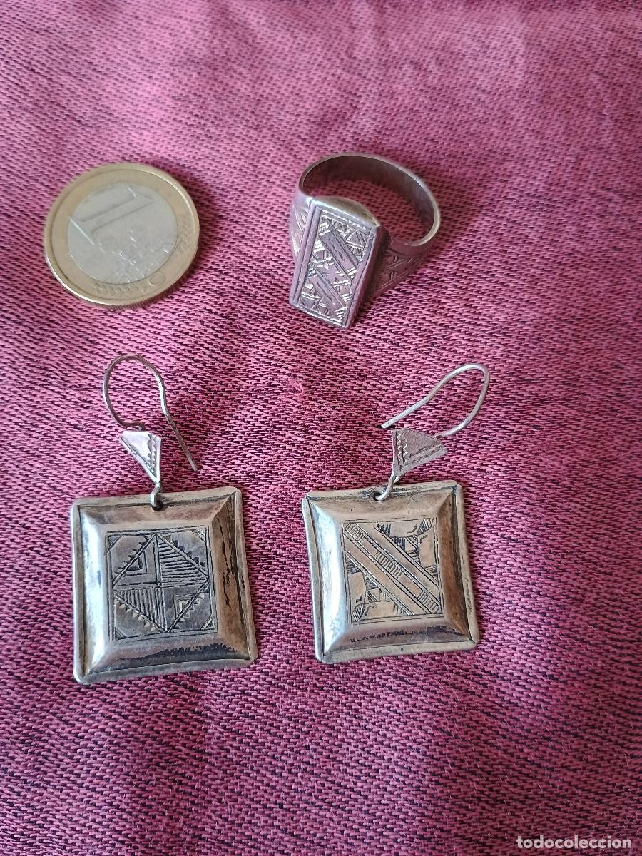 Antig&uuml;edades: Conjunto de sortija y pendientes tuareg de plata maciza