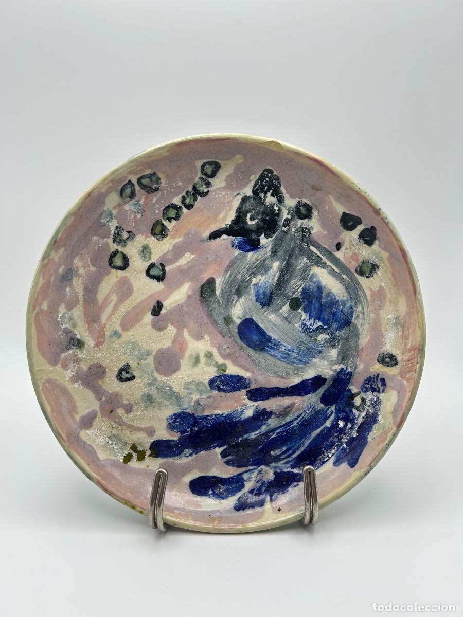 Antig&uuml;edades: ANGELINA AL&Oacute;S TORMO (Valencia, 1917 &ndash; Barcelona, 1997) &ndash; Raro plato de cer&aacute;mica esmaltada, firmado