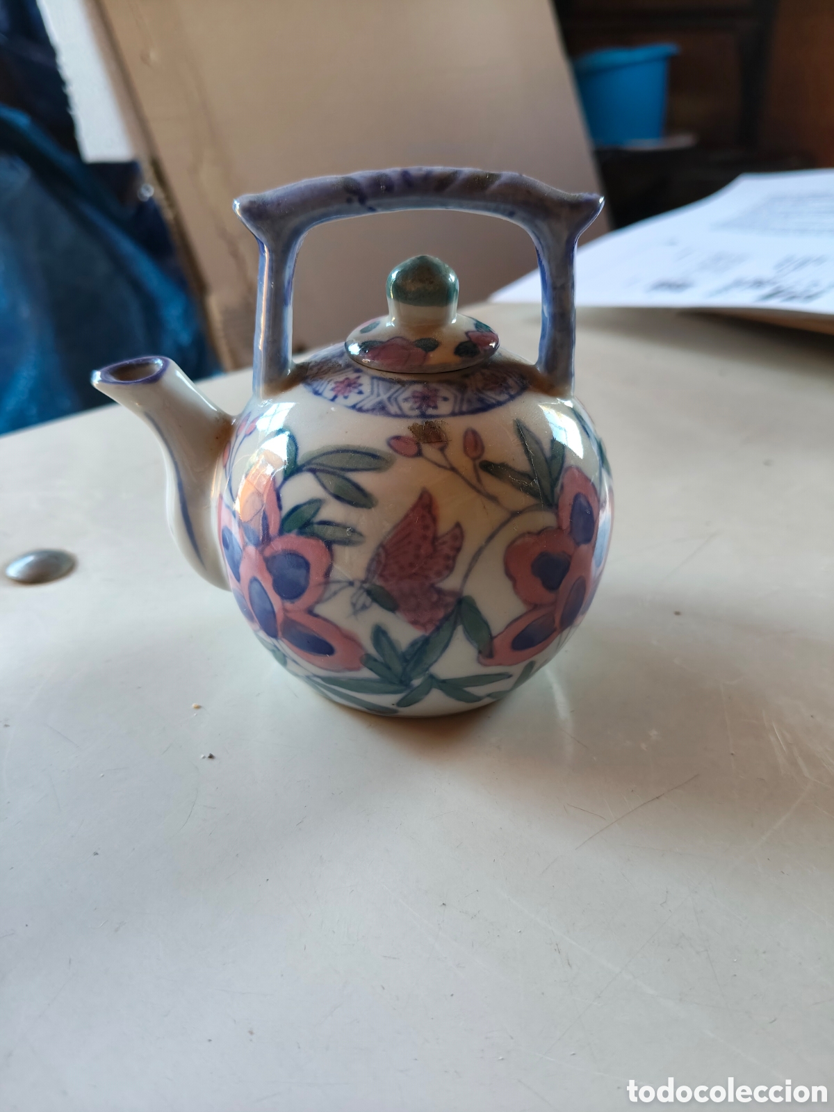 Antig&uuml;edades: Tetera en miniatura porcelana china