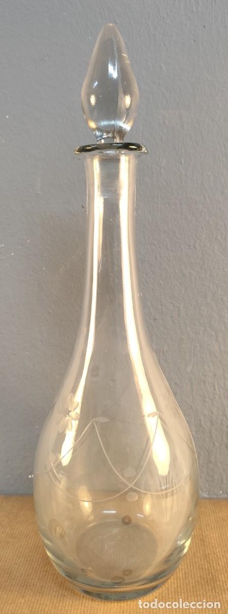 Antig&uuml;edades: Botella de cristal tallado principios siglo XX