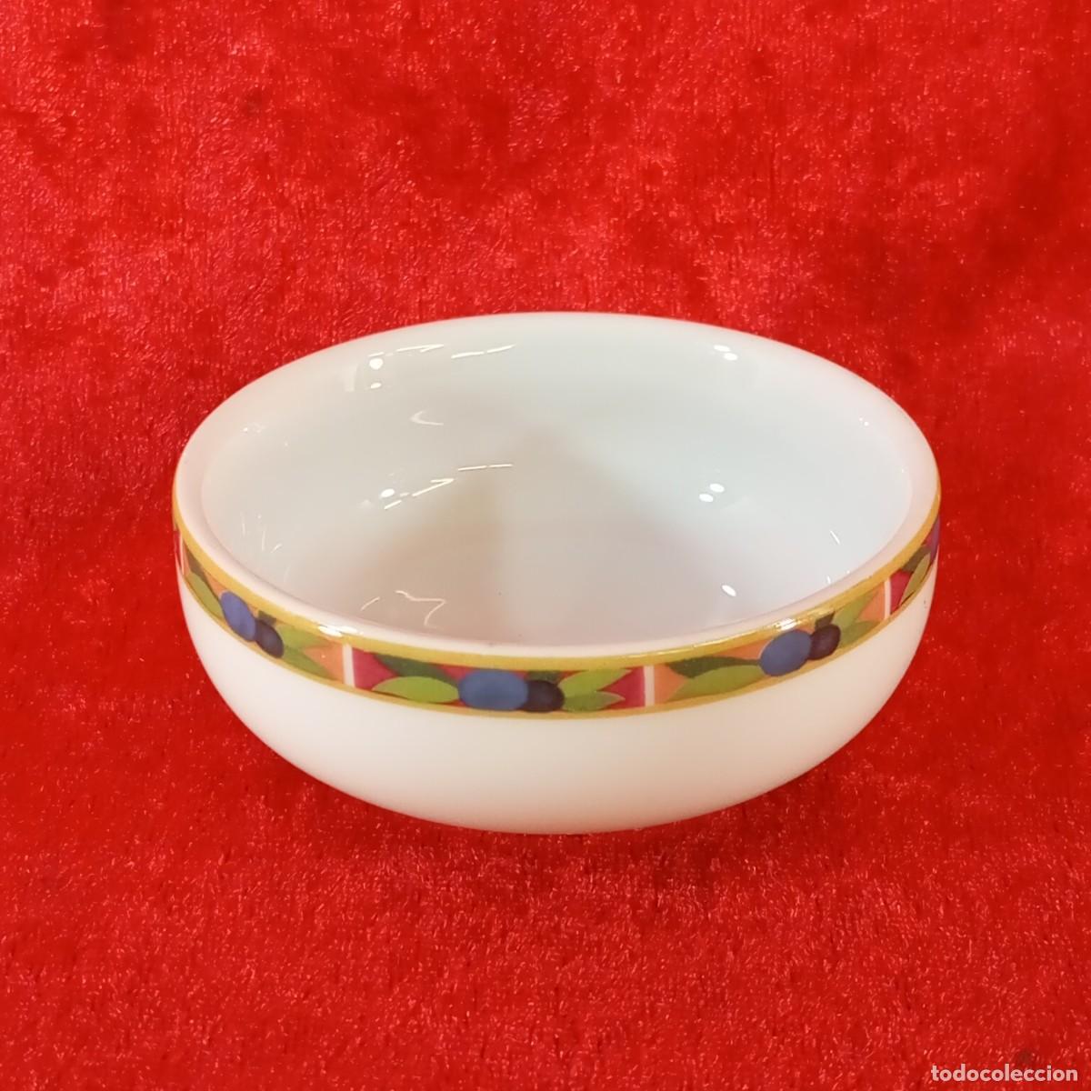 Antig&uuml;edades: PEQUE&Ntilde;O CUENCO DE PORCELANA BLANCA - ROYAL LIMOGES - FRANCIA - 7,3 CM DE DIAMETRO