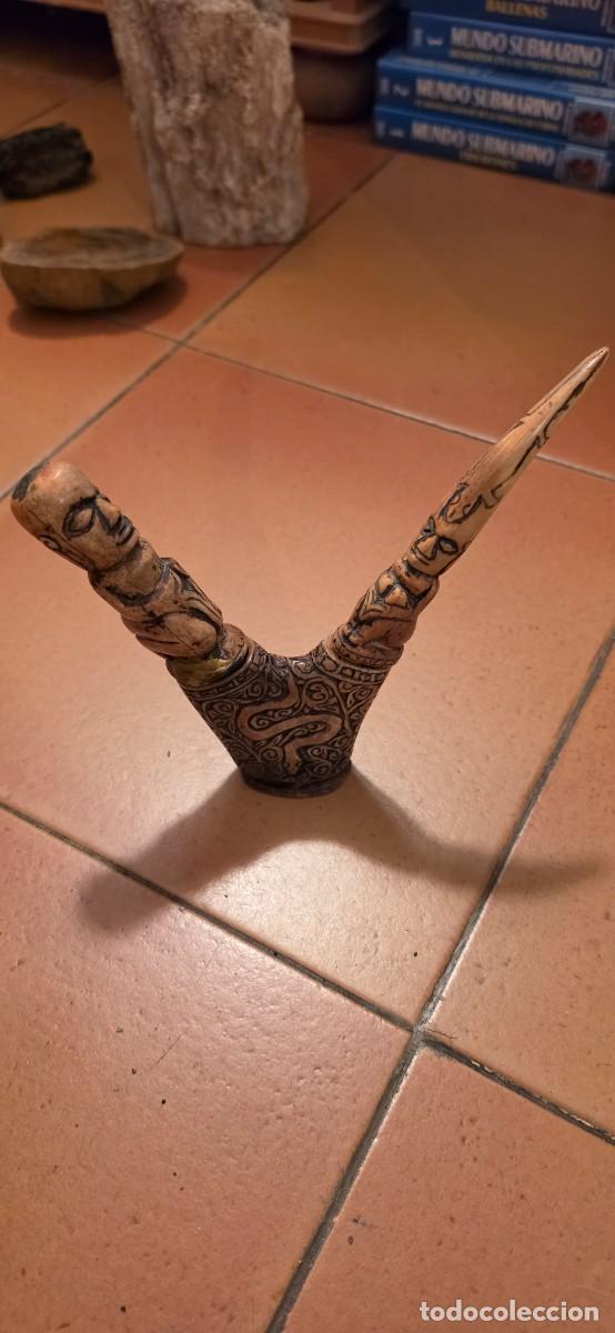 Antig&uuml;edades: Espectacular pipa ceremonial hueso tallado Bali antigua