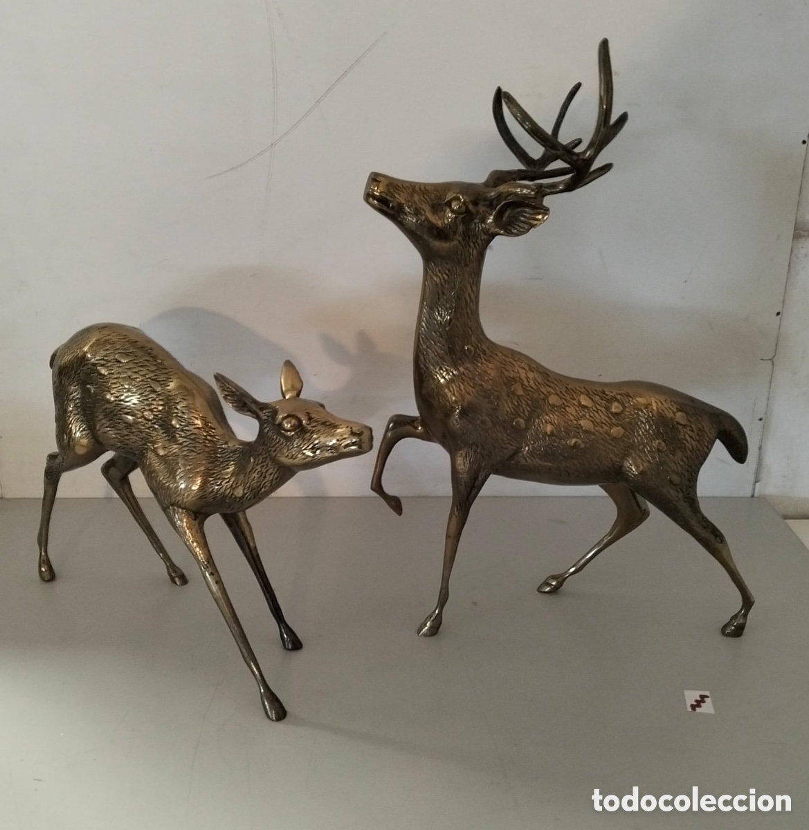 Antiquit&auml;ten: pareja de esculturas vintage de ciervos de lat&oacute;n macizo, de estilo Hollywood Regency