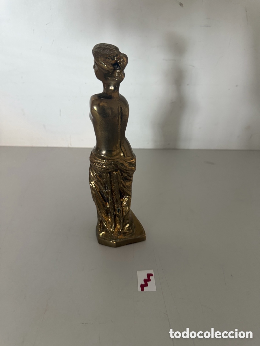 Antig&uuml;edades: Figura de bronce maciza