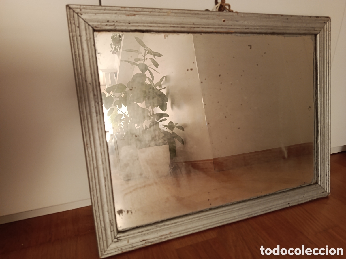Antig&uuml;edades: Espejo antiguo marco madera decapado - Foto 2