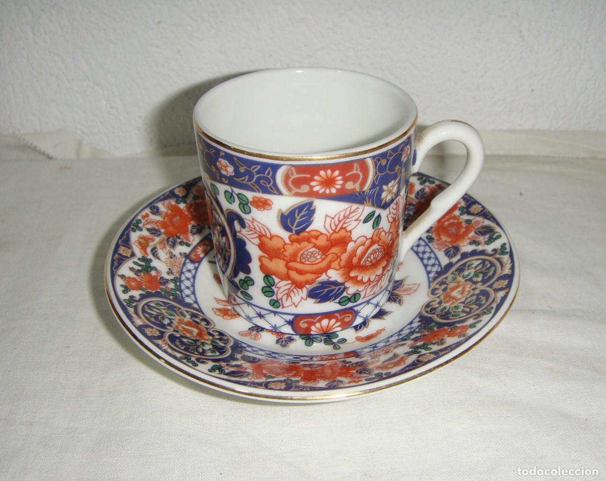 Antig&uuml;edades: Taza de Caf&eacute; con Plato &middot; Porcelana Imari Collection &middot; Decoraci&oacute;n Floral