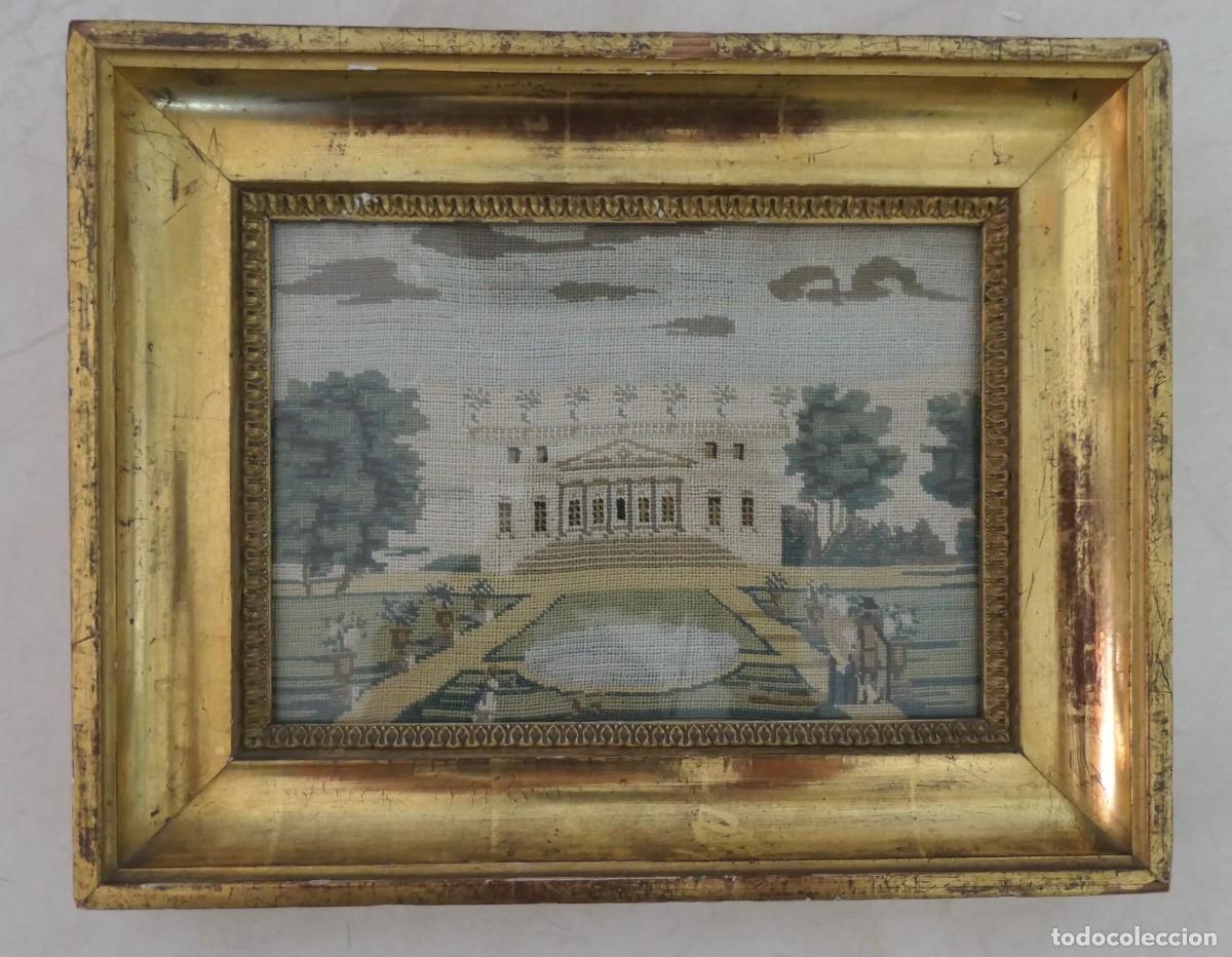 Antig&uuml;edades: Cuadro antiguo petit point, bordado aguja siglo XIX, palacete jardin antiguo, marco dorado vintage,