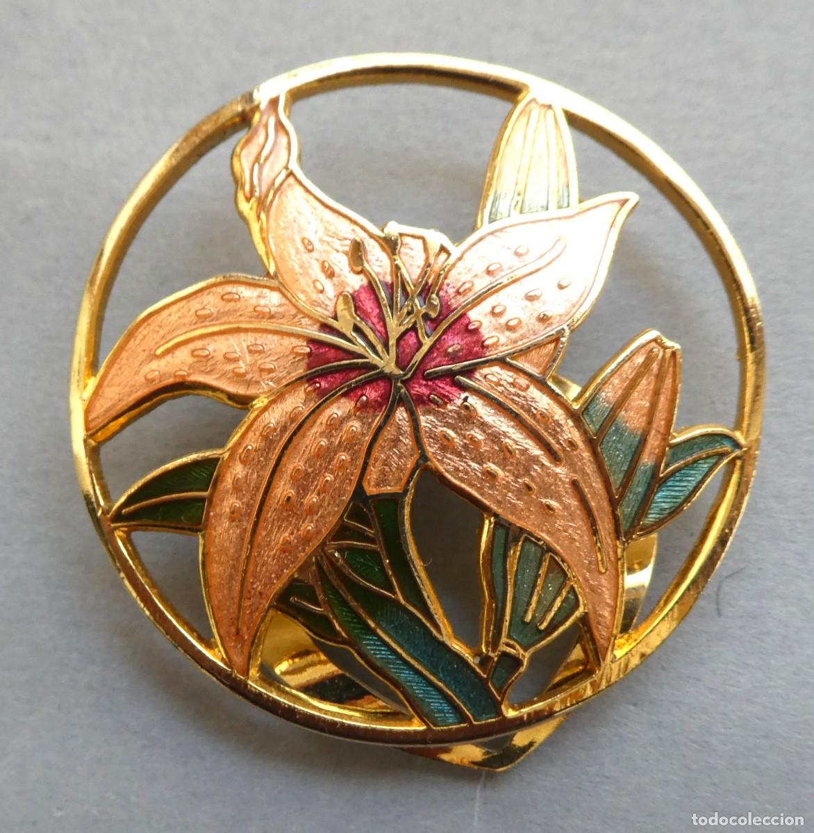 Antig&uuml;edades: ANTIGUO BROCHE CON CRISTALES MEDIADOS S.XX