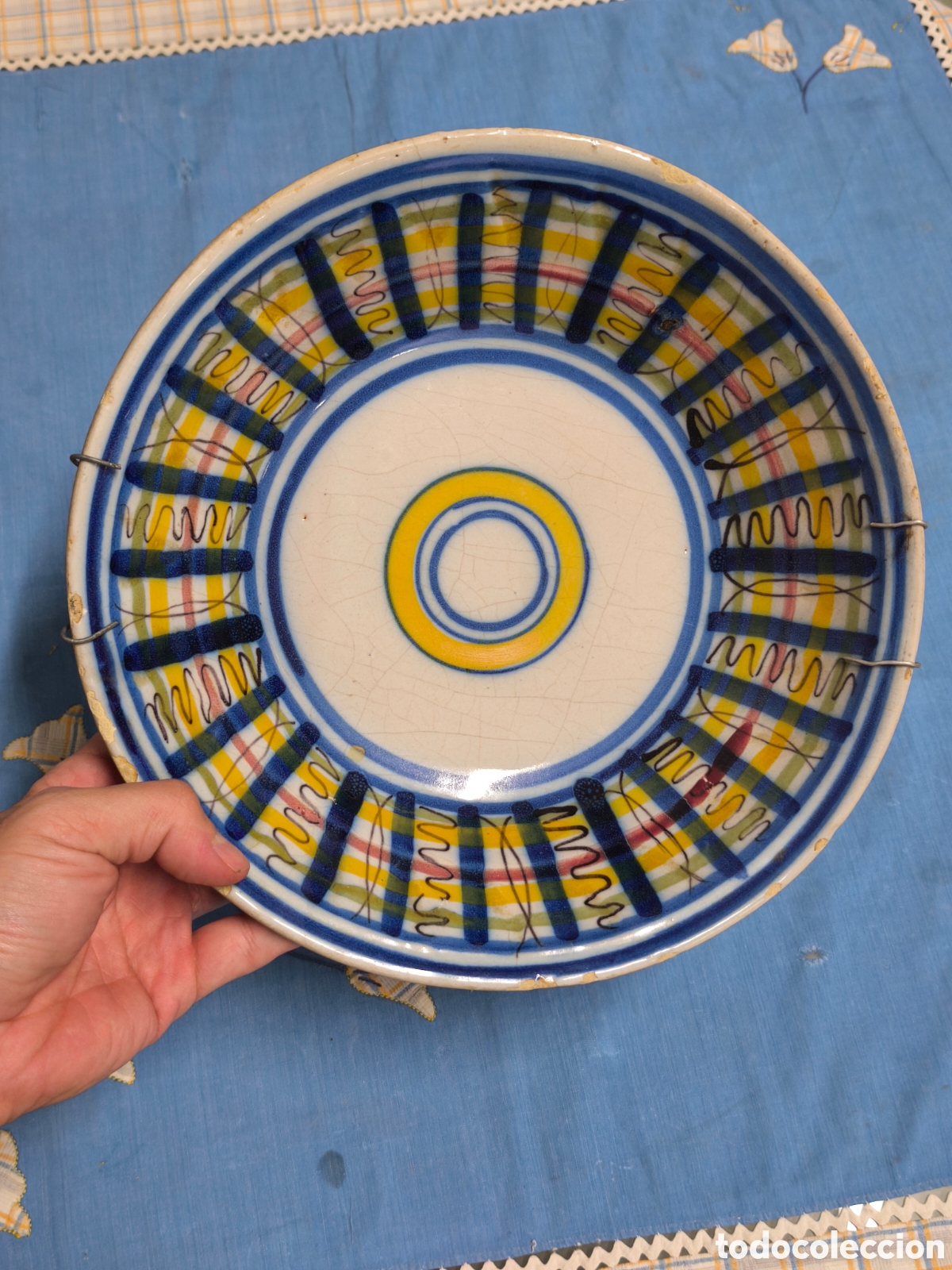 Antig&uuml;edades: Plato cer&aacute;mica Manises antiguo