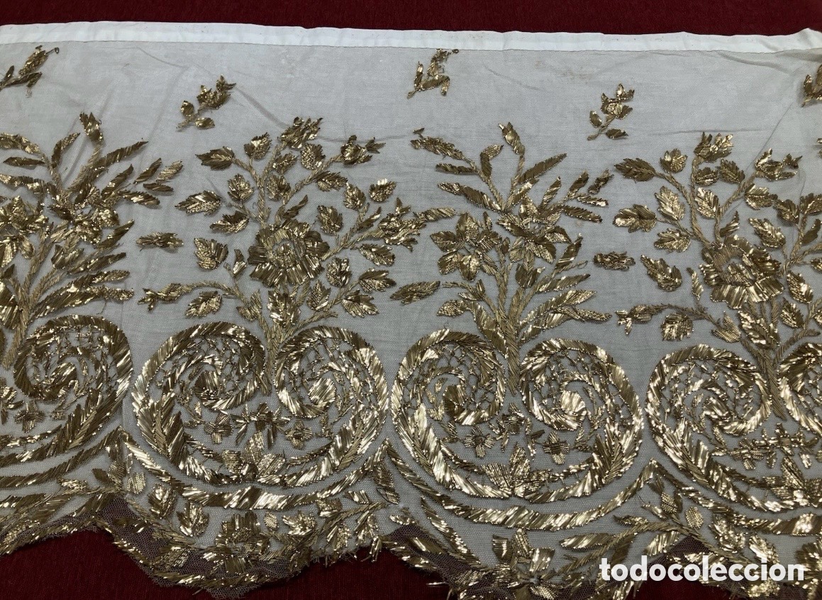 Antig&uuml;edades: Frontal de altar hojilla bordado oro - Foto 2
