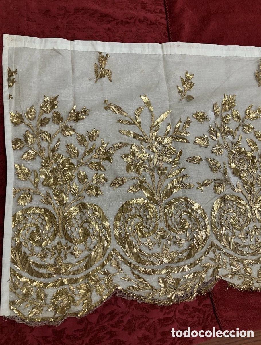 Antig&uuml;edades: Frontal de altar hojilla bordado oro - Foto 3