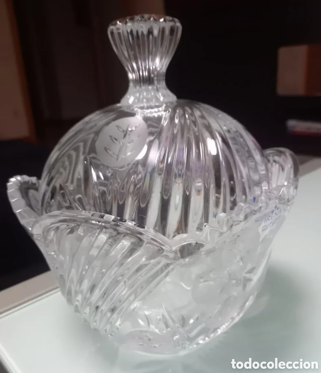 Antig&uuml;edades: Bombonera de Cristal Tallado Vintage IRENA (Polonia) - Impecable