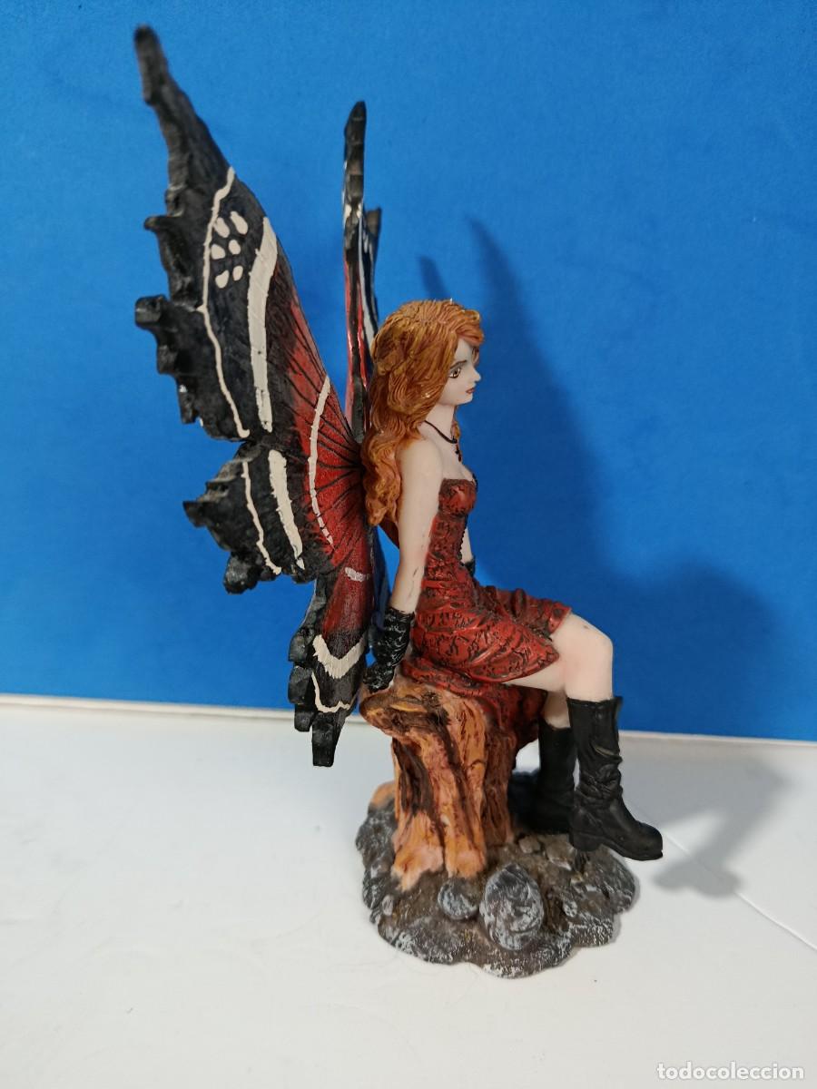 Antig&uuml;edades: FIGURA DE HADA CON ALAS DE MARIPOSA - Foto 3
