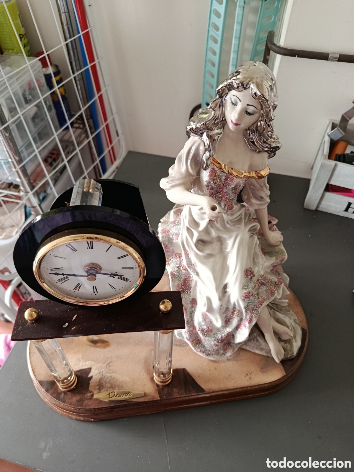 Antig&uuml;edades: Figura Davor con reloj - Foto 2