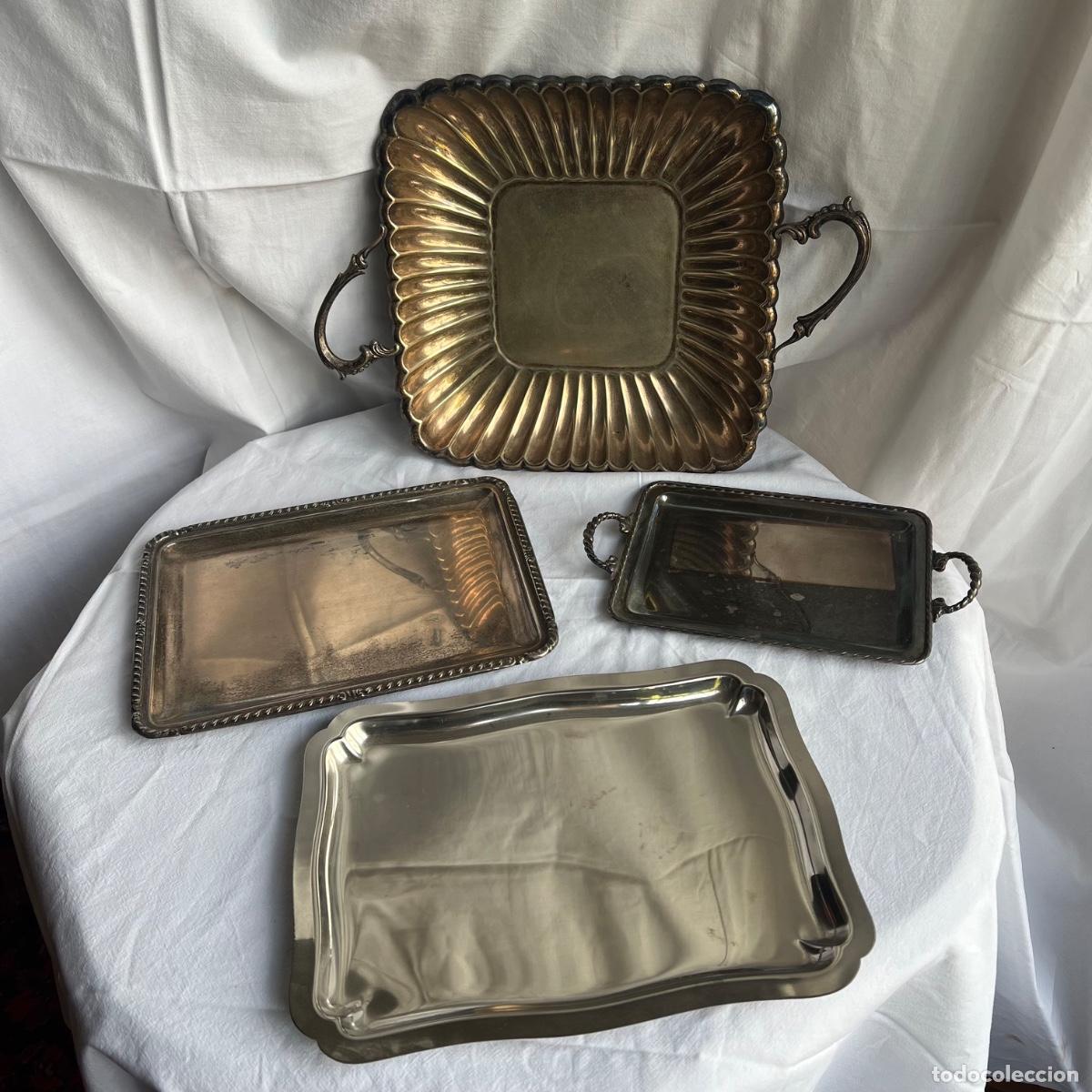 Antig&uuml;edades: Lote de 4 Antiguas Bandejas de Servicio - Metal Plateado y Alpaca - P&aacute;tina Vintage