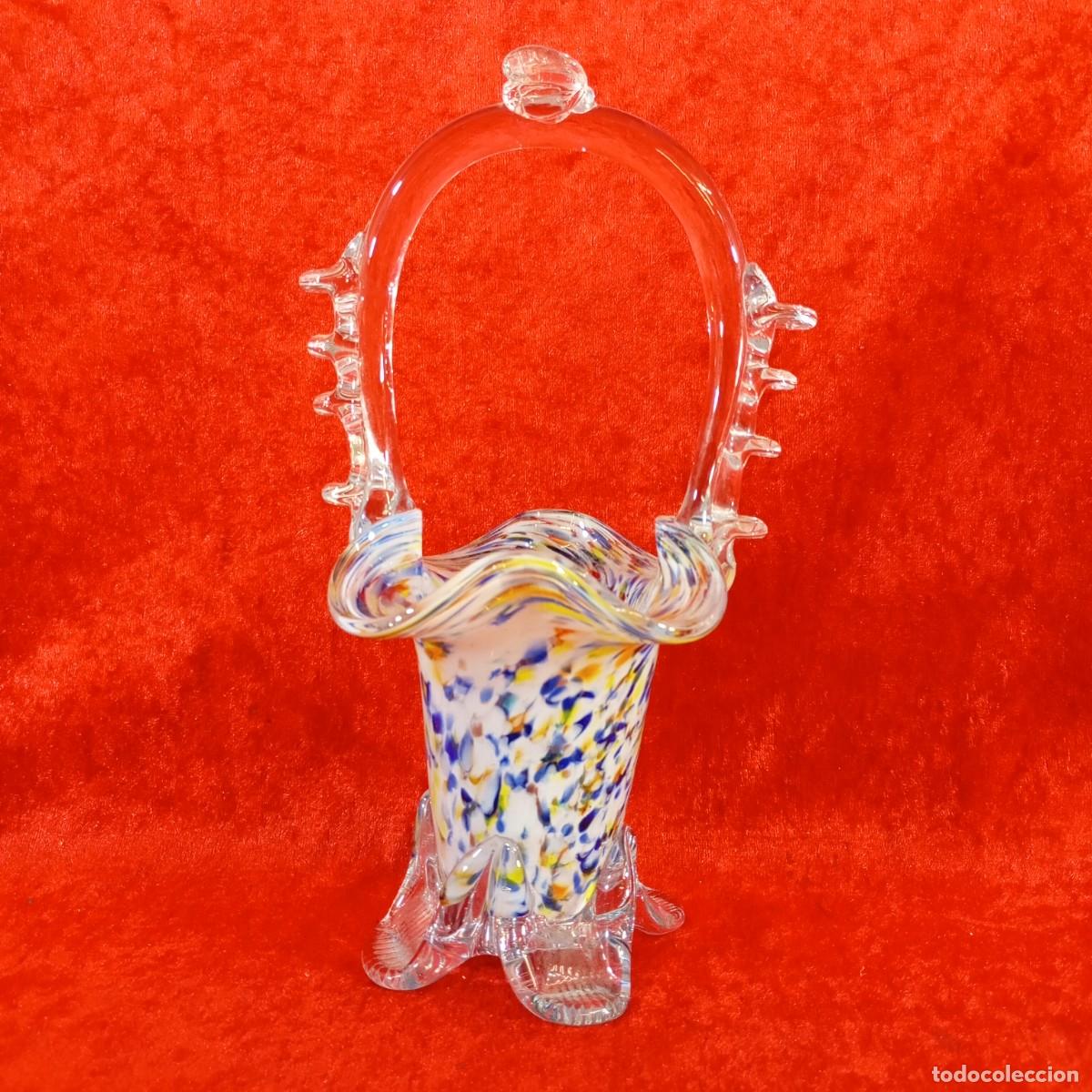 Antig&uuml;edades: JARR&Oacute;N DE CESTA DE VIDRIO - VINTAGE - VIDRIO ART&Iacute;STICO SOPLADO - ESTILO ITALIANO - 21,5 CM DE ALTO