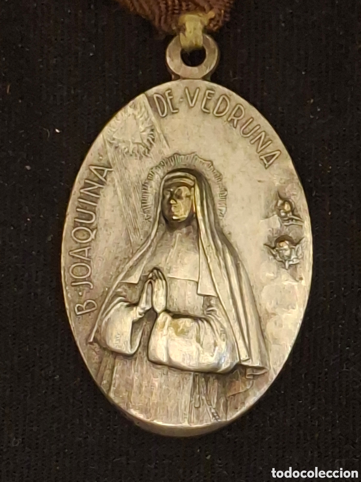 Antig&uuml;edades: Antigua medalla, Santa Joaquina de Vedruna y la Virgen del Carmen. Primera mitad del siglo XX. MRTC1