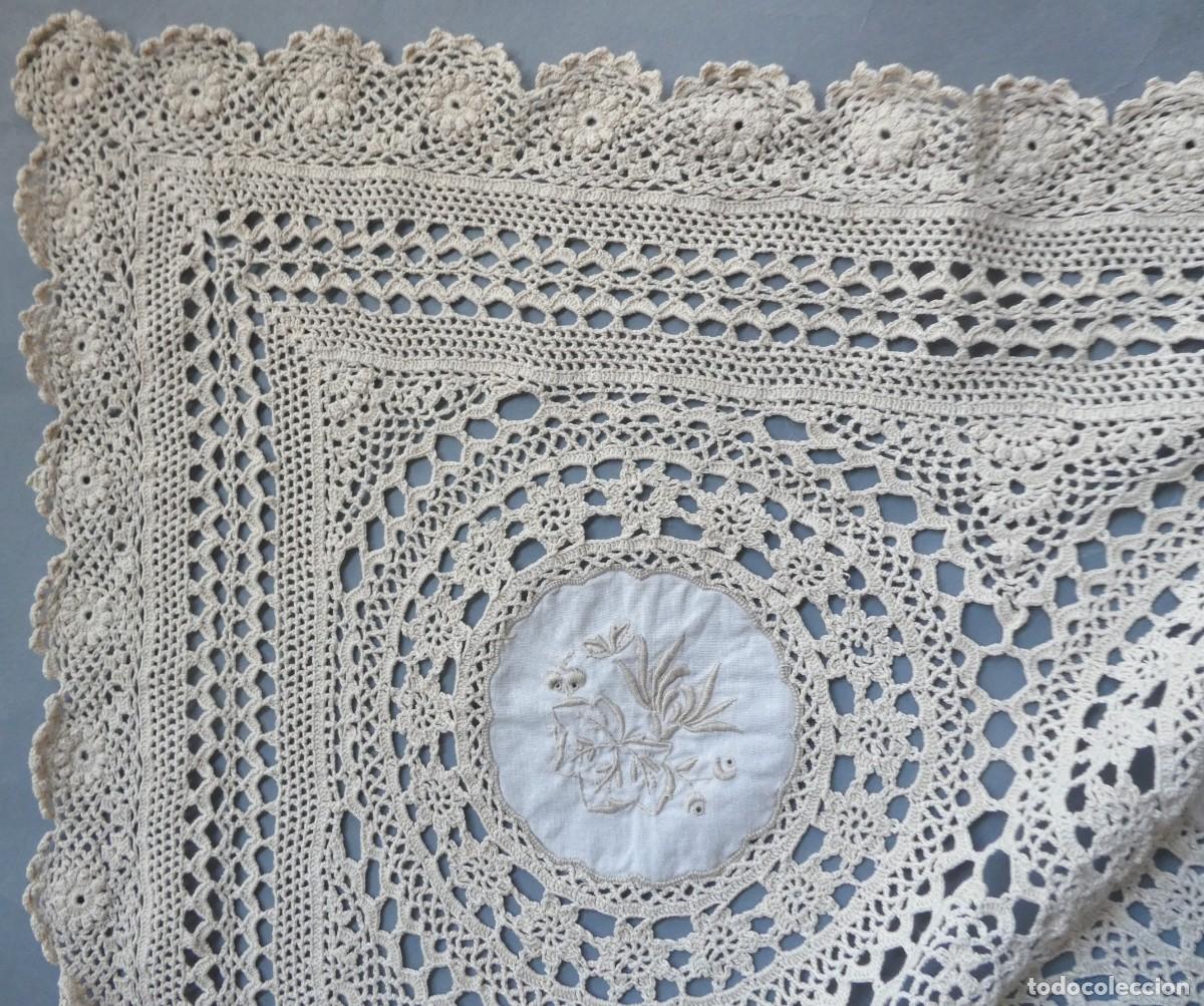Antig&uuml;edades: ANTIGUO MANTEL DE ENCAJE Y BORDADO - Foto 5
