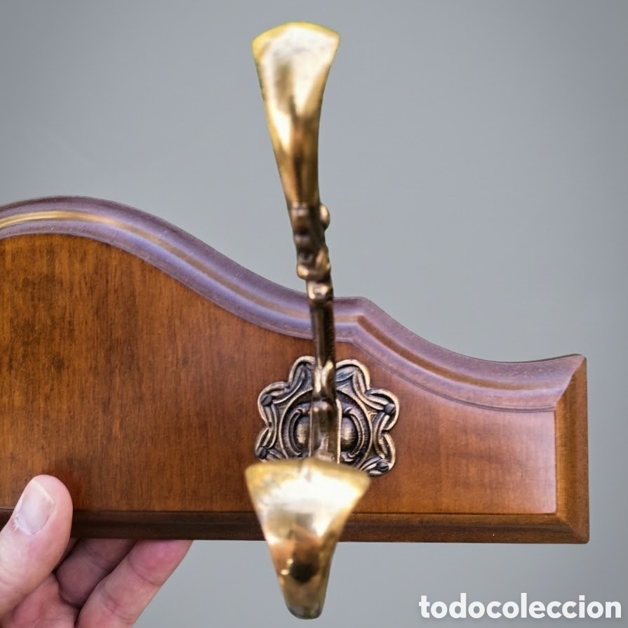 Antig&uuml;edades: PERCHERO DE PARED - MADERA NOBLE Y BRONCE - Foto 3