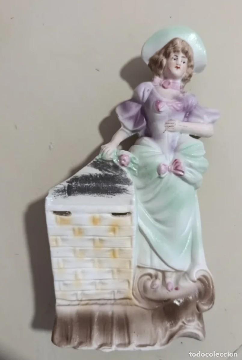 Antig&uuml;edades: Figura porcelana muy antigua