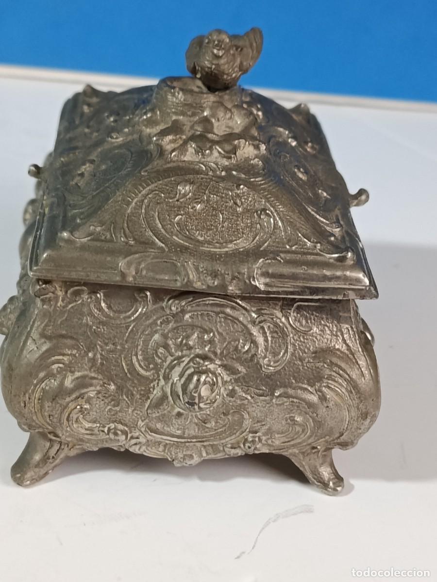 Antig&uuml;edades: JOYERO ANTIGUO DE METAL - Foto 6