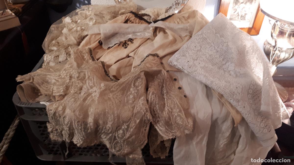 Antig&uuml;edades: TEXTILES. SIGLO XIX-XX