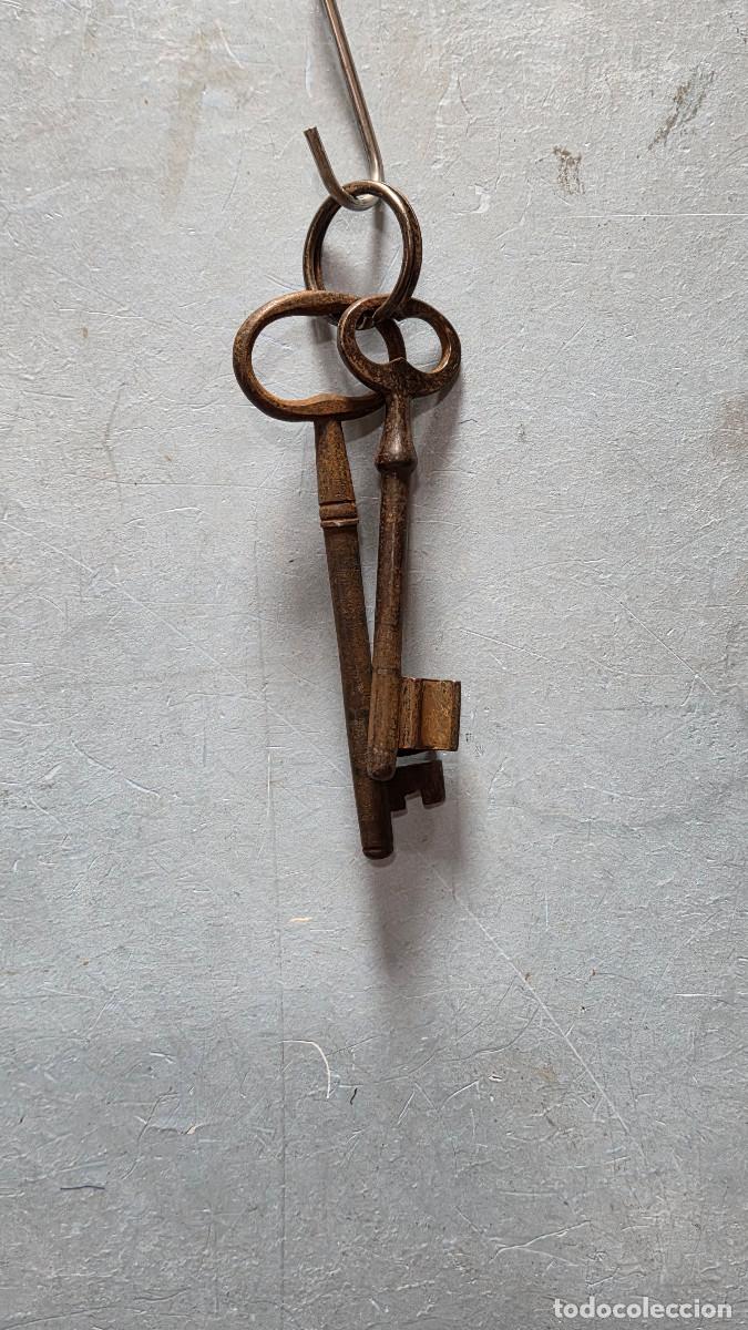 Antig&uuml;edades: llaves antiguas de puertas - Foto 1