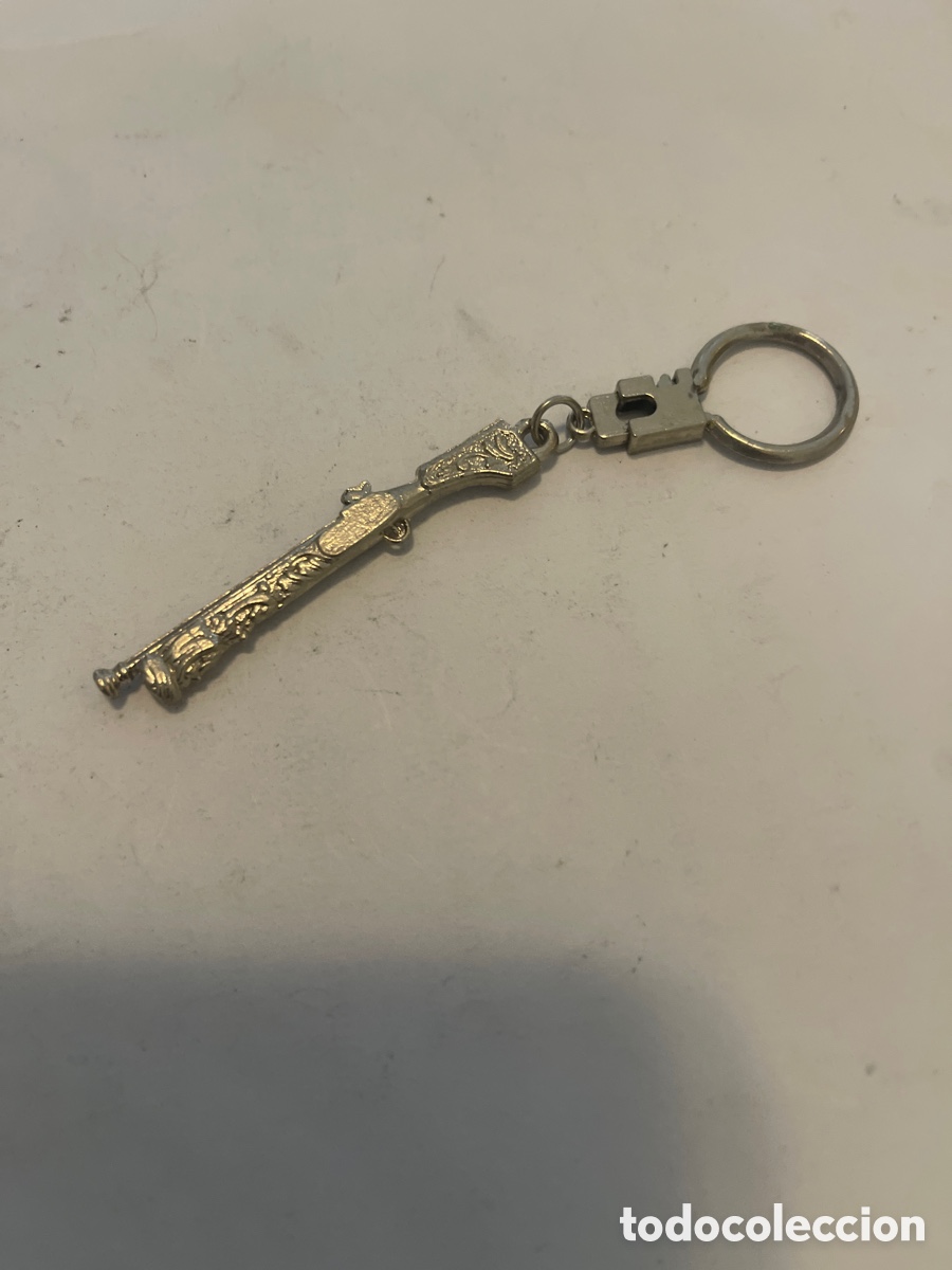 Antig&uuml;edades: Llavero Vintage de Metal con Forma de Rifle / Trabuco Antiguo