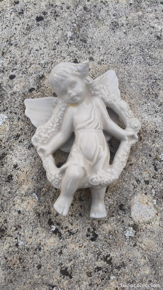 Antig&uuml;edades: Angelot de porcelaine blanche fine limoges mural