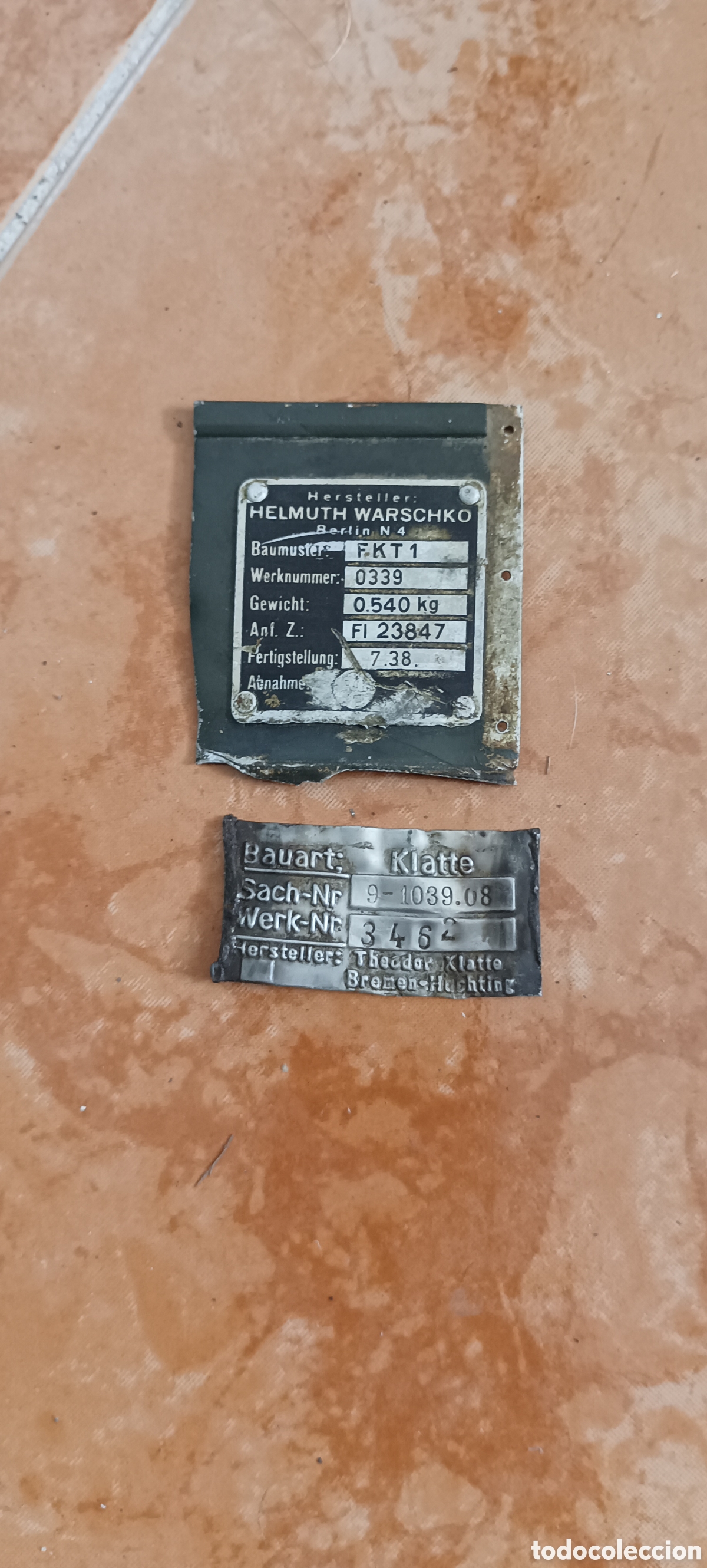 Antig&uuml;edades: Restos avion aleman chapas