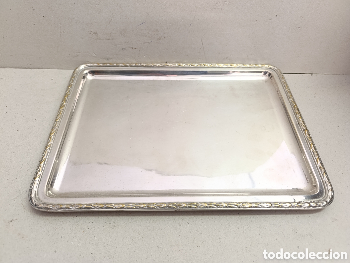 Antig&uuml;edades: BANDEJA RECTANGULAR DE LETAL PLATEADO. MARCAS EN ESQUINA. - Foto 1