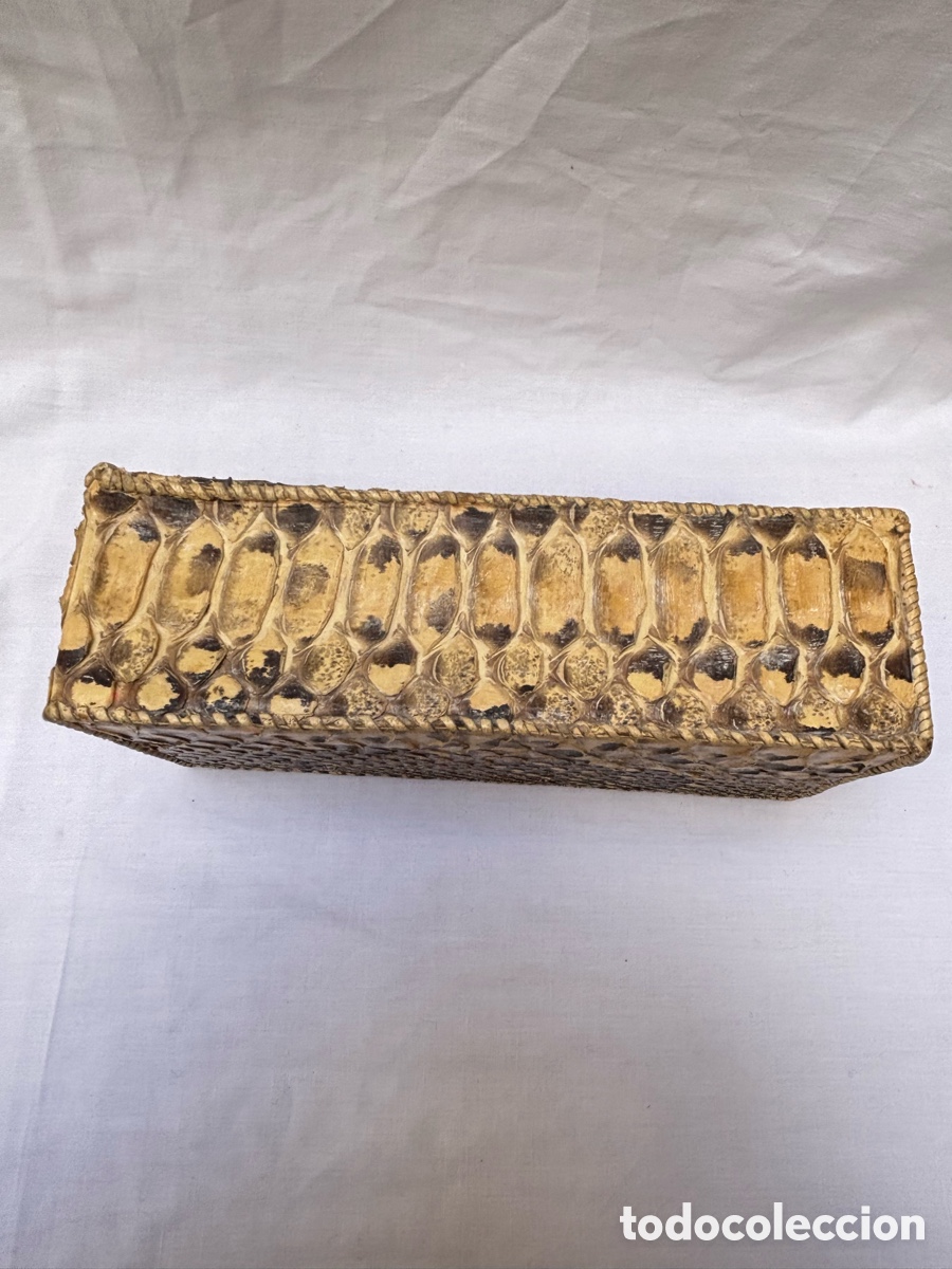 Antig&uuml;edades: Caja piel de serpiente - Foto 3