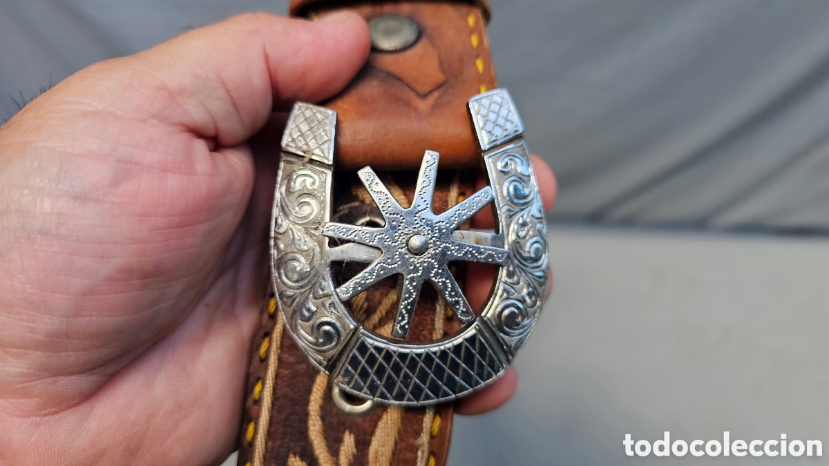 Antig&uuml;edades: Antiguo cintur&oacute;n de componente musical Mariachi Taoro - Foto 2