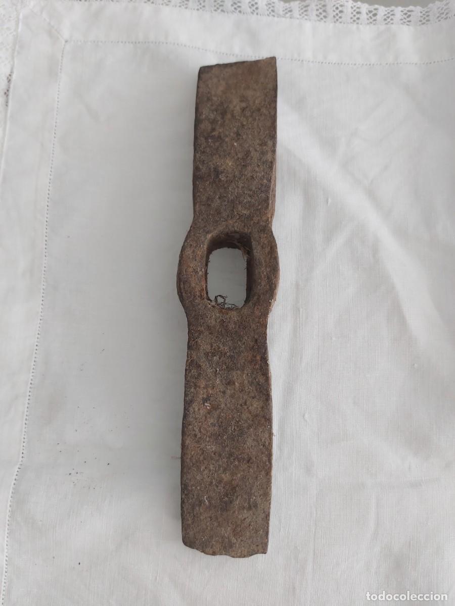 Antig&uuml;edades: Cabeza de herramienta antigua