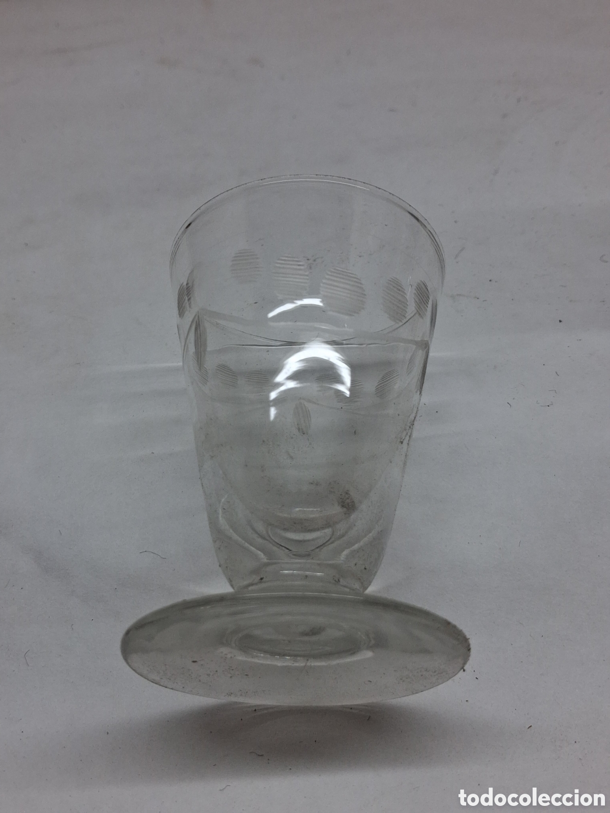 Antig&uuml;edades: 2 cosas licor diferentes - Foto 3