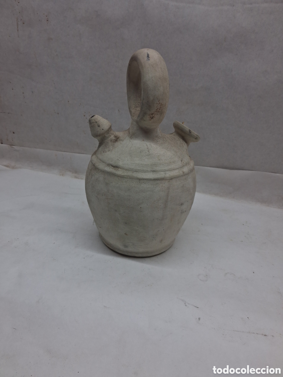 Antig&uuml;edades: peque&ntilde;o botijo barro