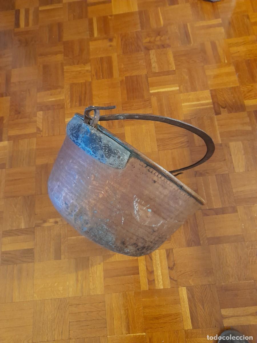 Antig&uuml;edades: Bonito caldero de cobre del S.XIX - Foto 3