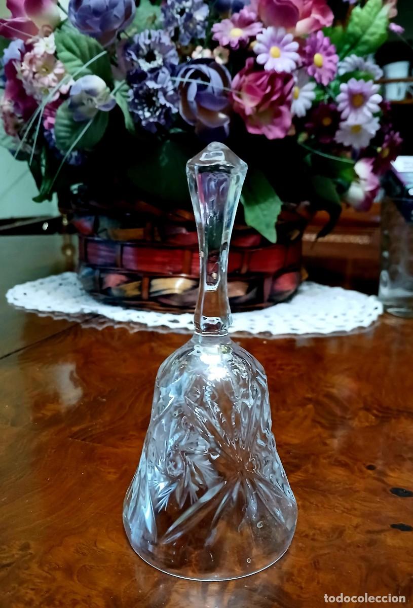 Antig&uuml;edades: Campana de mesa en cristal tallado vintage - Cristal de plomo labrado