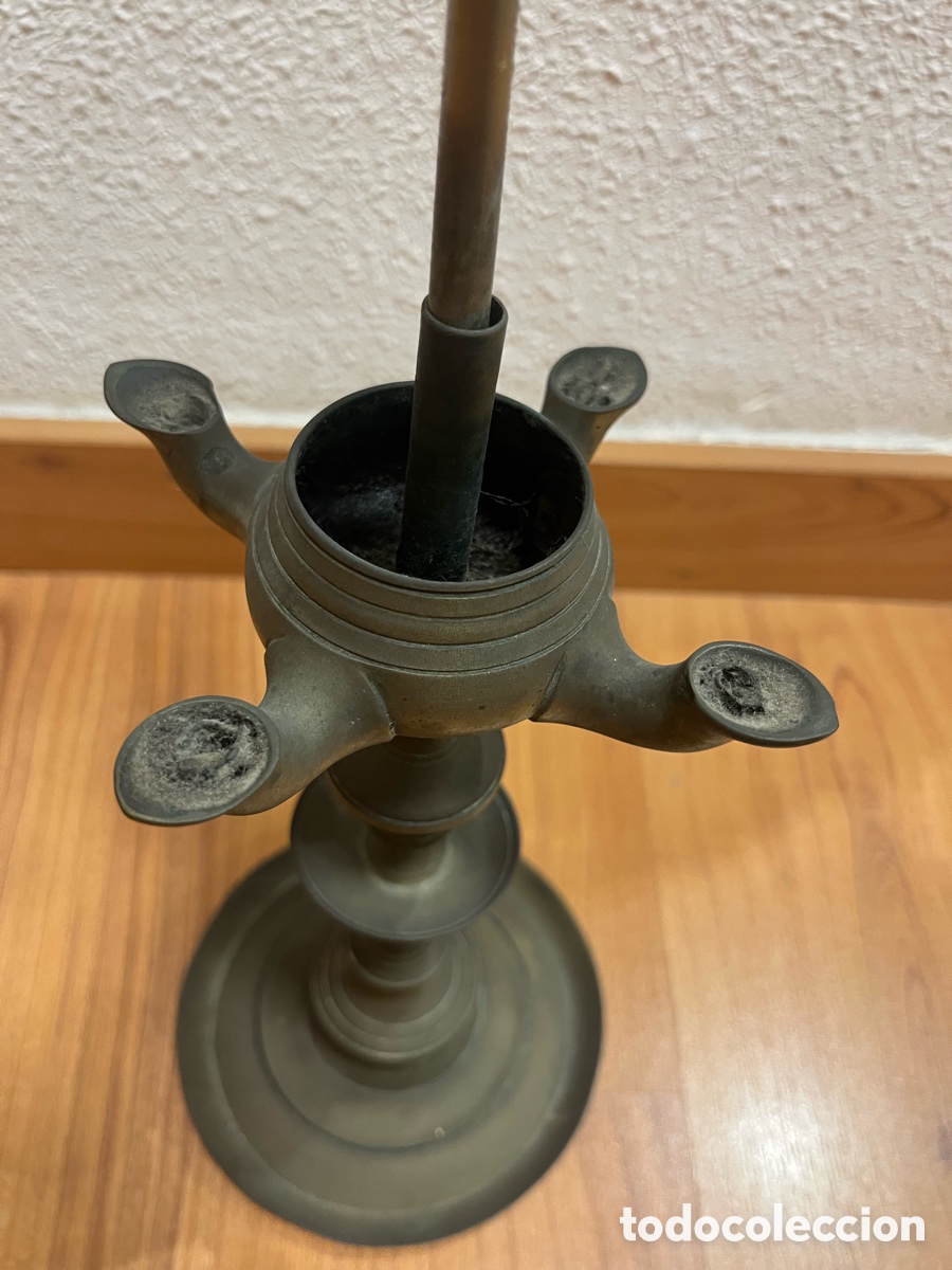 Antig&uuml;edades: L&aacute;mpara de aceite de estilo florentino. - Foto 4