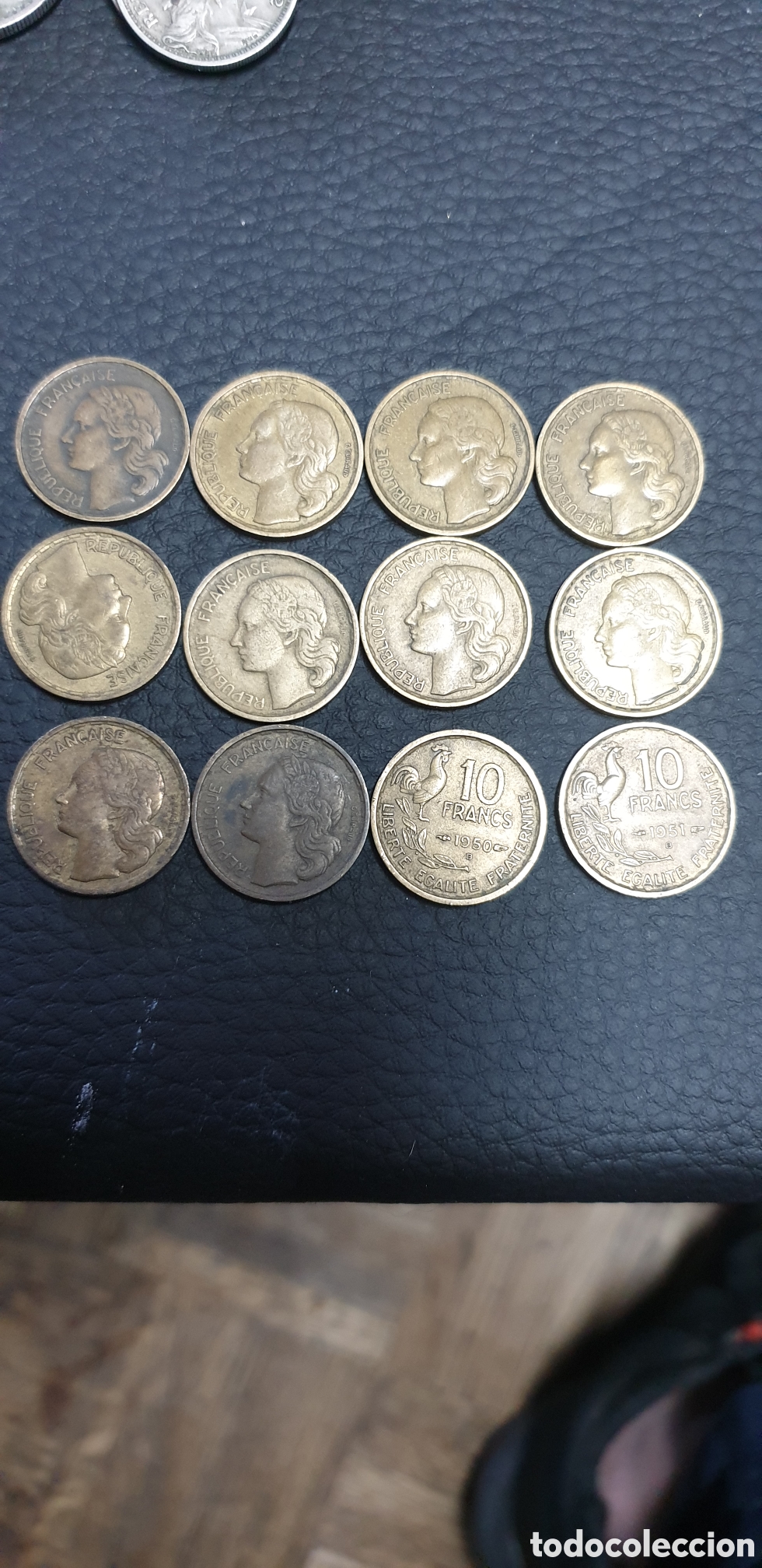 Antig&uuml;edades: Lote de 12 monedas pieza de 10 francos franceses de 1951 (tipo Guiraud), correspondiente a la Cuarta