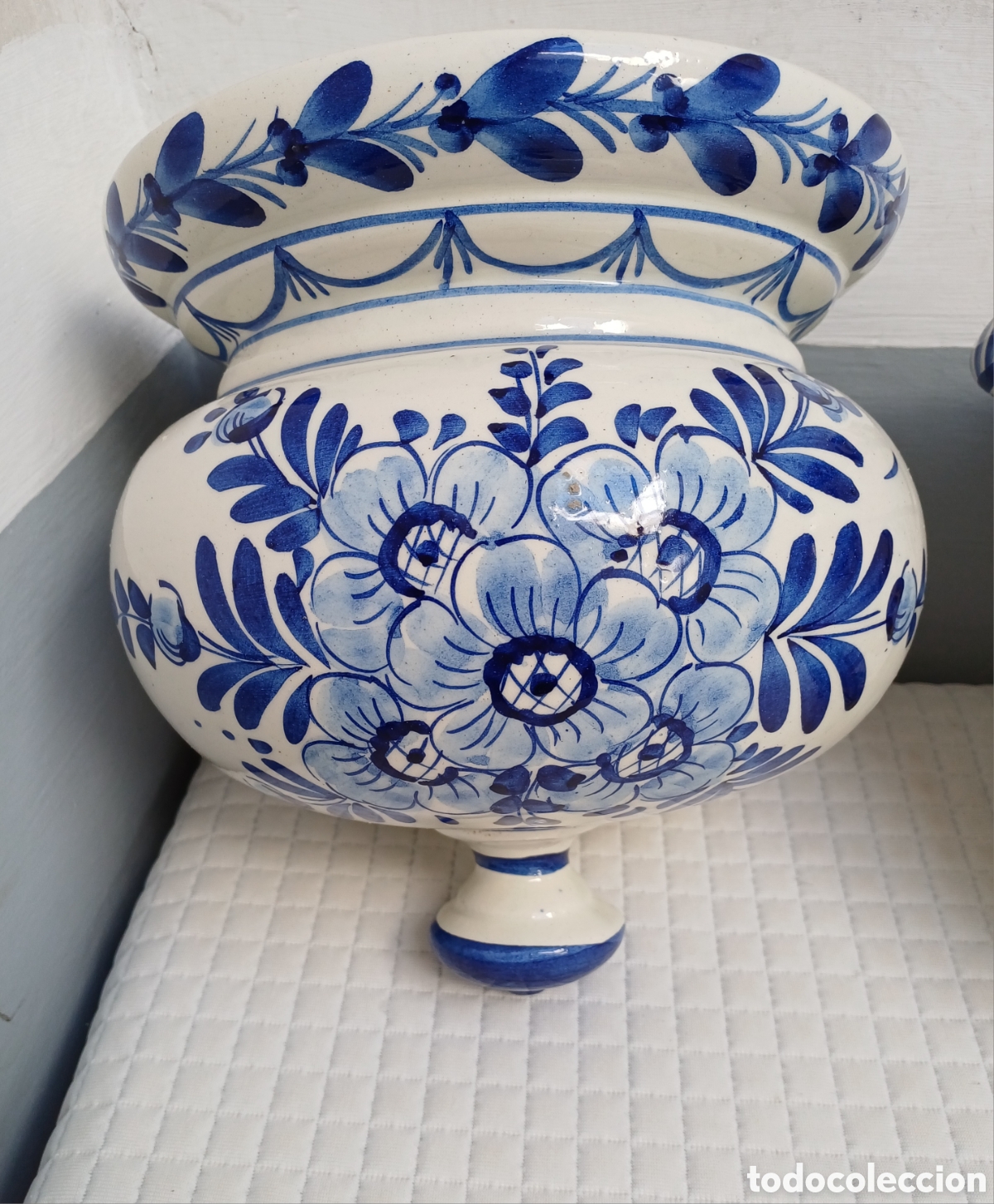 Antig&uuml;edades: Lote de 3 maceteros. Cer&aacute;mica esmaltada - Foto 3