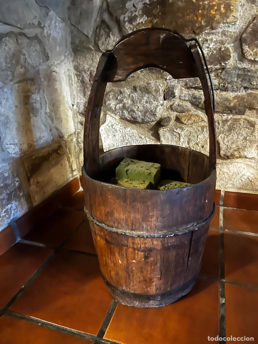Antig&uuml;edades: Cubo antiguo de pozo - Foto 5