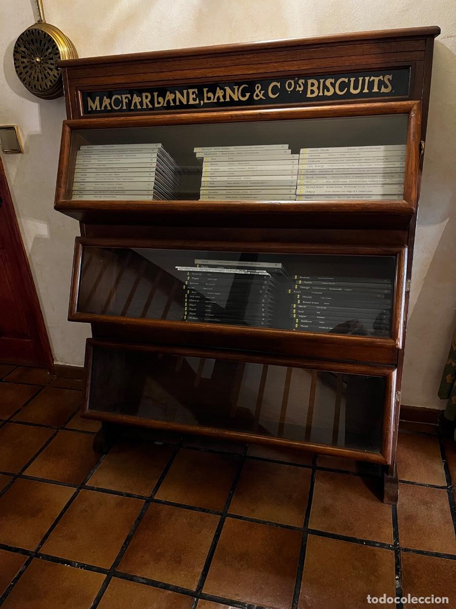 Antig&uuml;edades: Vitrina expositora galletera - Foto 1