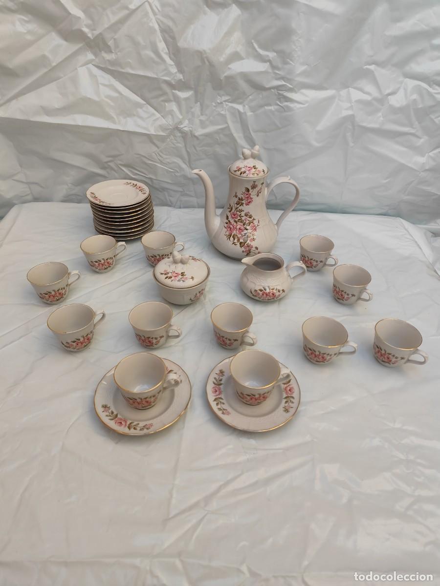 Antig&uuml;edades: Juego de caf&eacute; Tognana Real, 12 servicios, 27 piezas, rosas y filo dorado, Italia