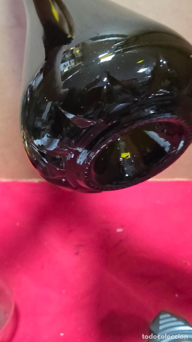Antig&uuml;edades: botella de cristal vintage - Foto 5