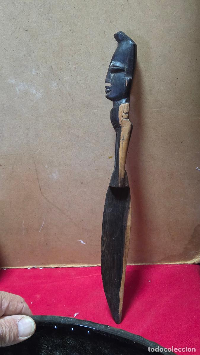 Antig&uuml;edades: pu&ntilde;al de arte africano - Foto 1