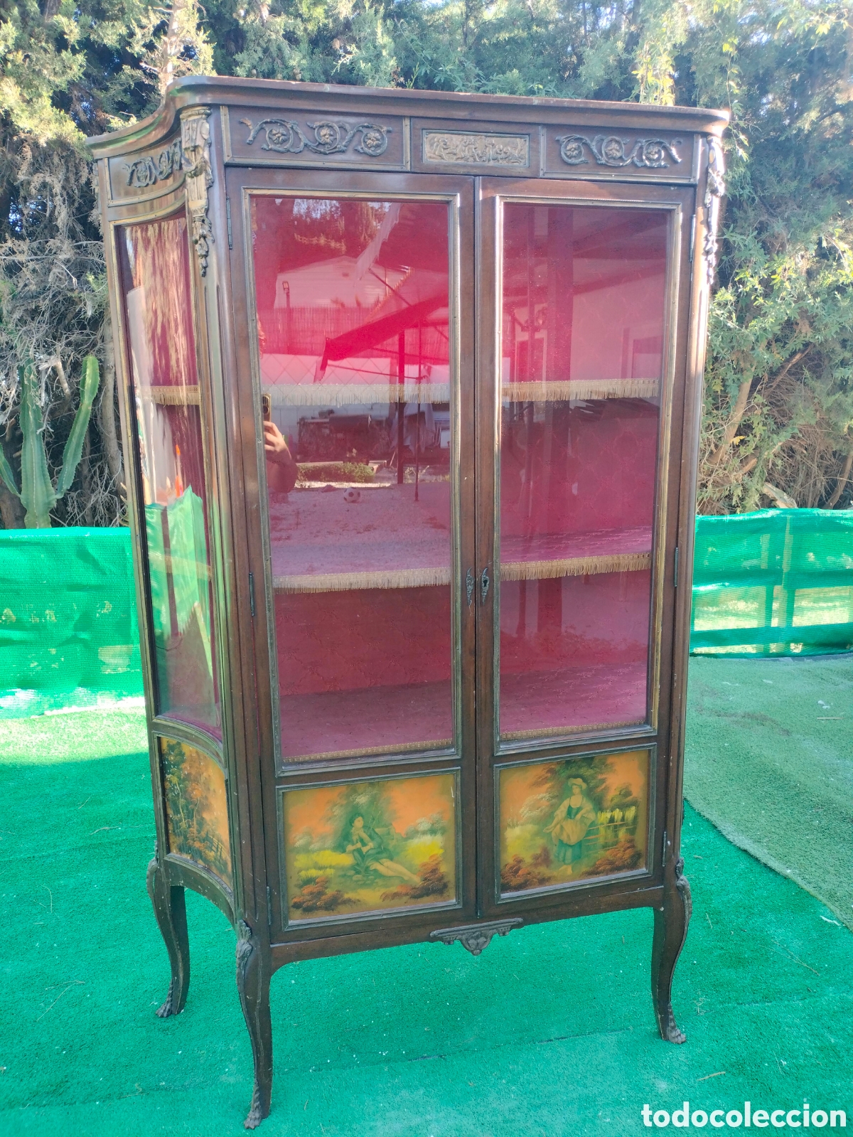 Antig&uuml;edades: Antigua vitrina francesa