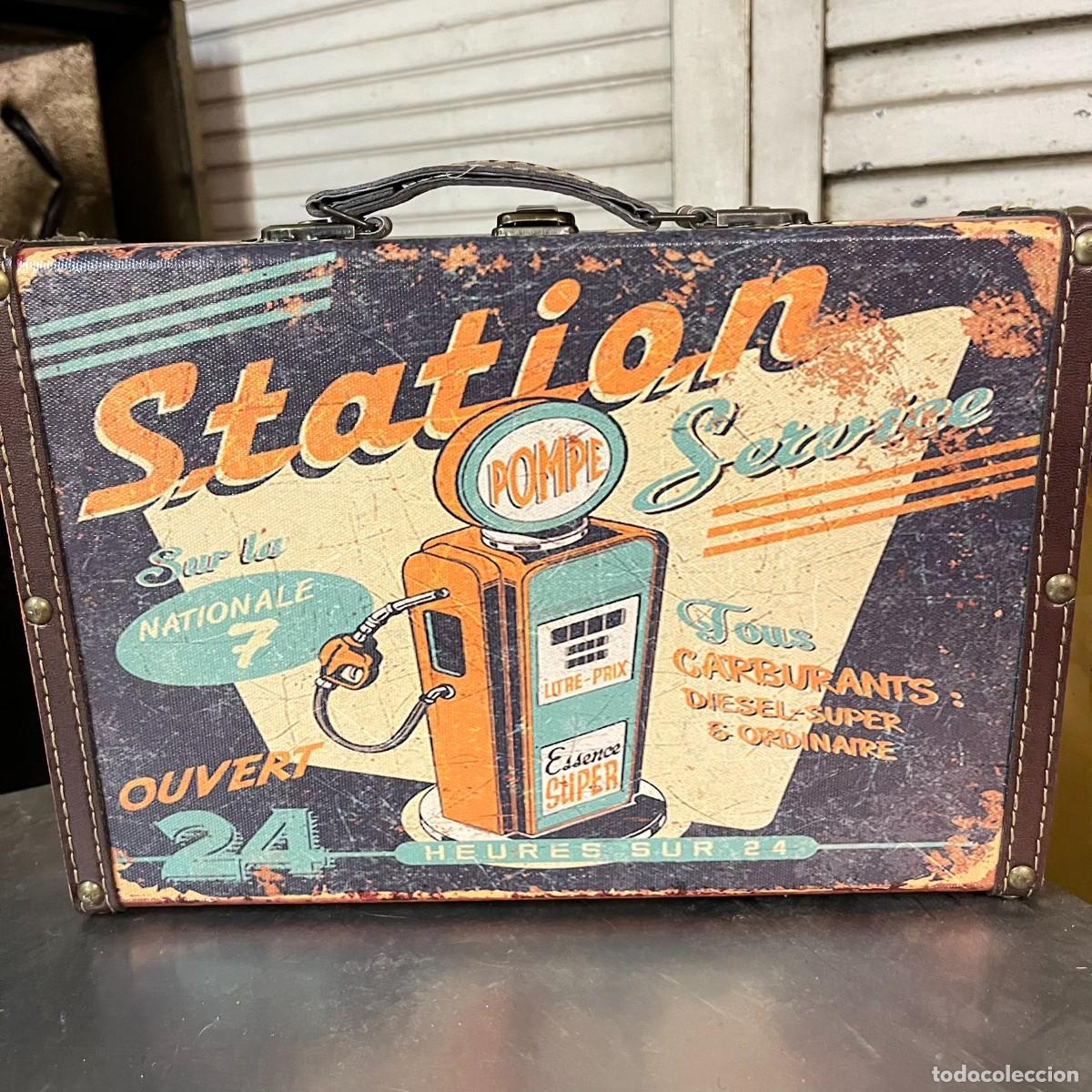 Antig&uuml;edades: maleta decorativa de estilo retro o vintage