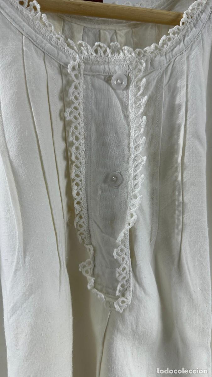 Antig&uuml;edades: Antigua camisa interior - Foto 2